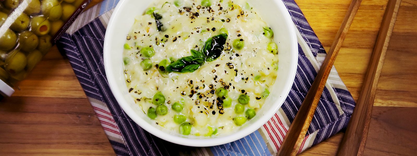 Cauliflower and Green Pea Mornay