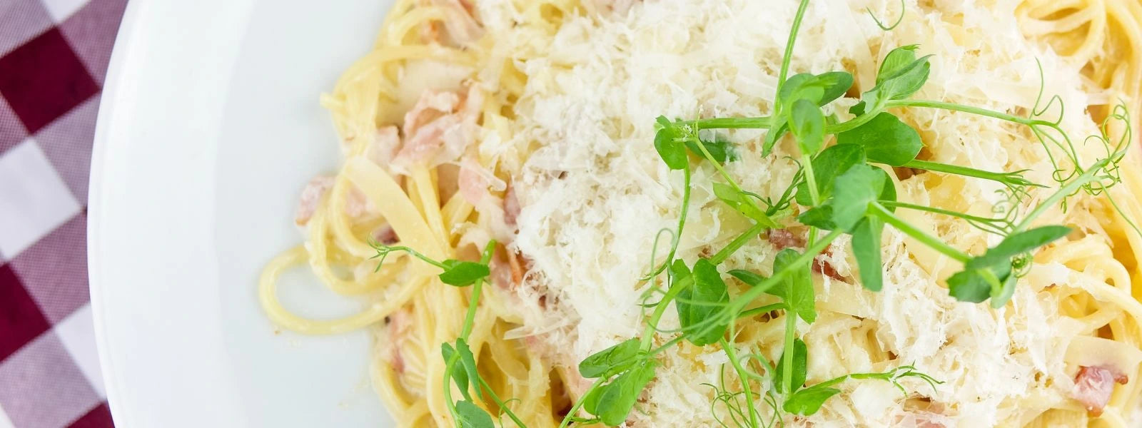 Chicken Alfredo Pasta: Delicious Chicken Alfredo Pasta Recipe - PotsandPans India