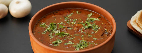 Pressure Cooker Chicken Curry: perfect for homestyle comfort with bold Indian spices.