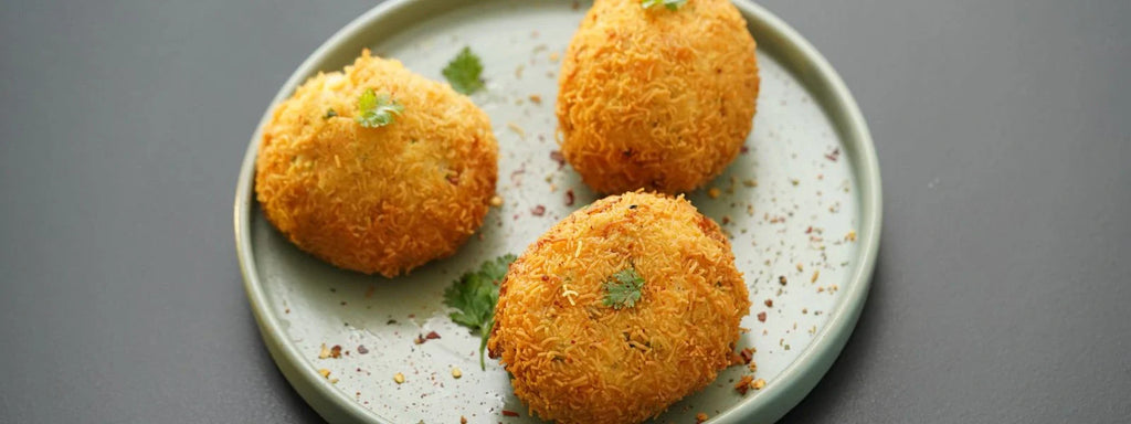Stuffed Eggs: Cheesy surprise inside, crispy potato hug outside