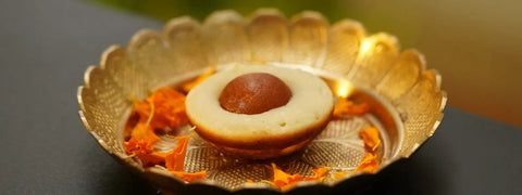 Mini gulab jamun cake bites : When Classic Indian Sweet Meets Modern Cake Magic