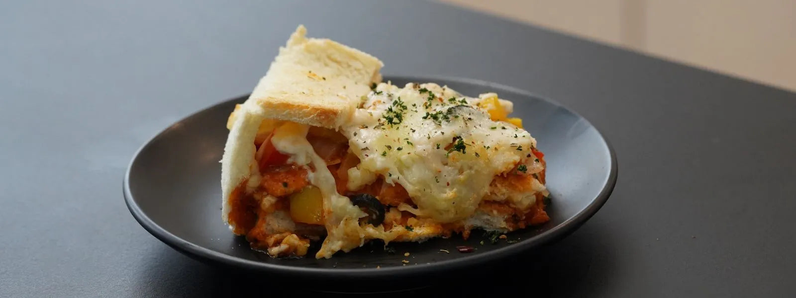 Loaded Bread Pizza: The Ultimate Cheat Pizza – Quick, Easy & Loaded