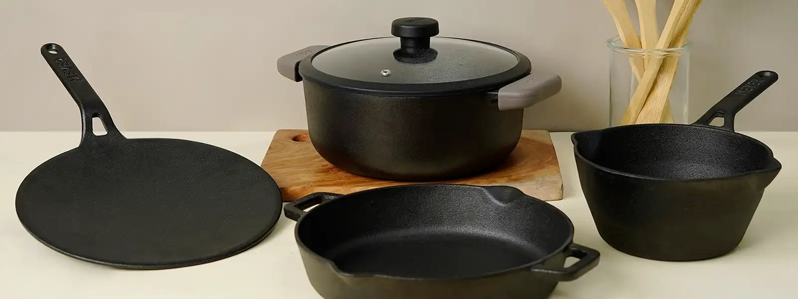 Top 3 trusted cast iron cookware sets of 2022