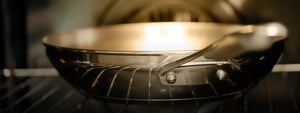 Can I use stainless steel cookware in an electric oven?