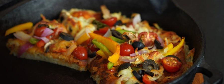 Cast Iron Skillet / Pan Pizza: A Perfect Recipe for Homemade Pizza Bliss