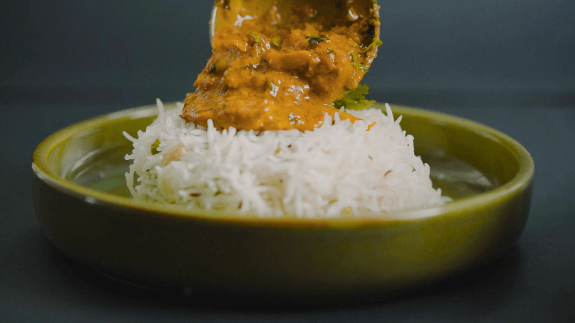 Dhaba Style Chicken Curry - PotsandPans India