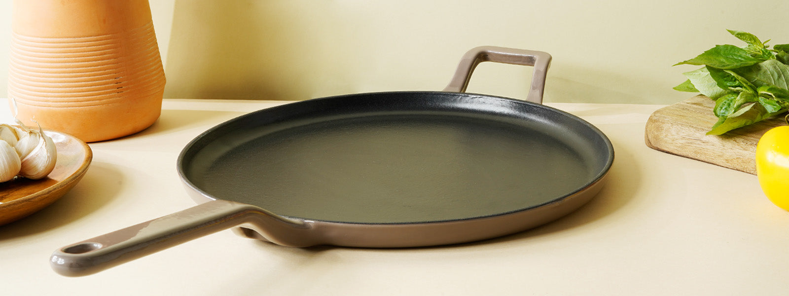 Easy To Use Iron Dosa Tawa With Handle - PotsandPans India