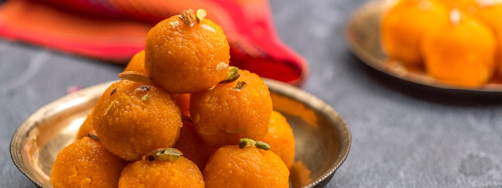 Motichur ke Laddu