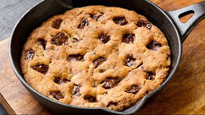 Cookies in a Skillet ! Giant Skillet cookie is a must try recipe