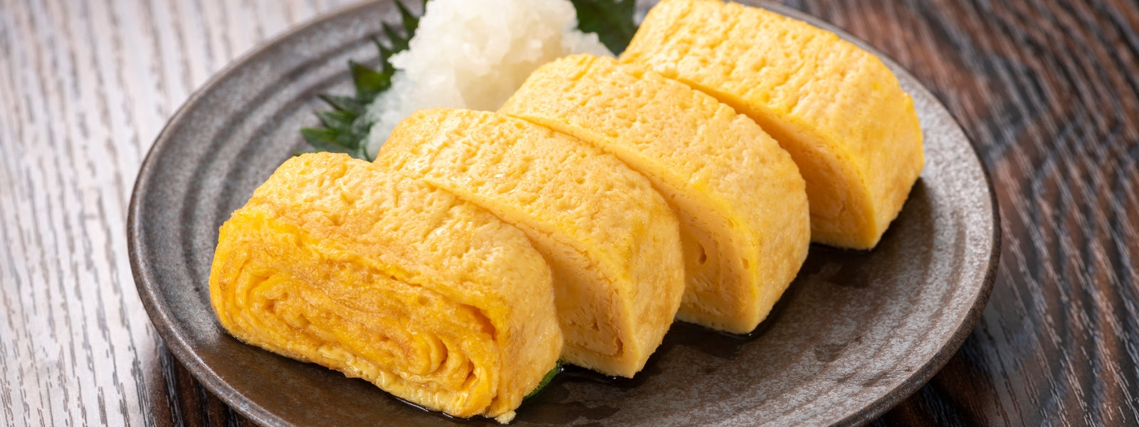 Divided Frying Pan for Tamagoyaki Omelette