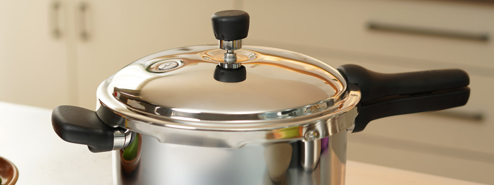 Comparing 2 Litre and 3 Litre Pressure Cookers