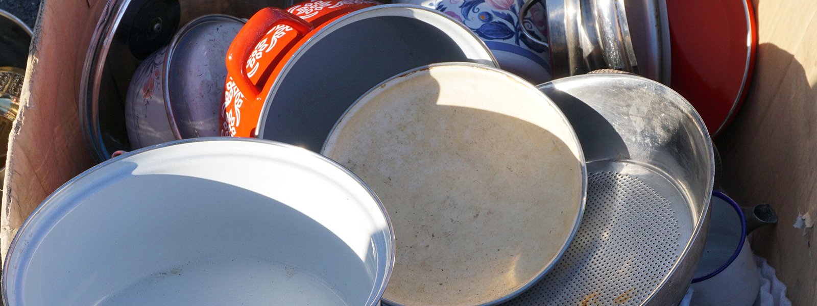 Why buy cookware which lasts less than your toothpaste?