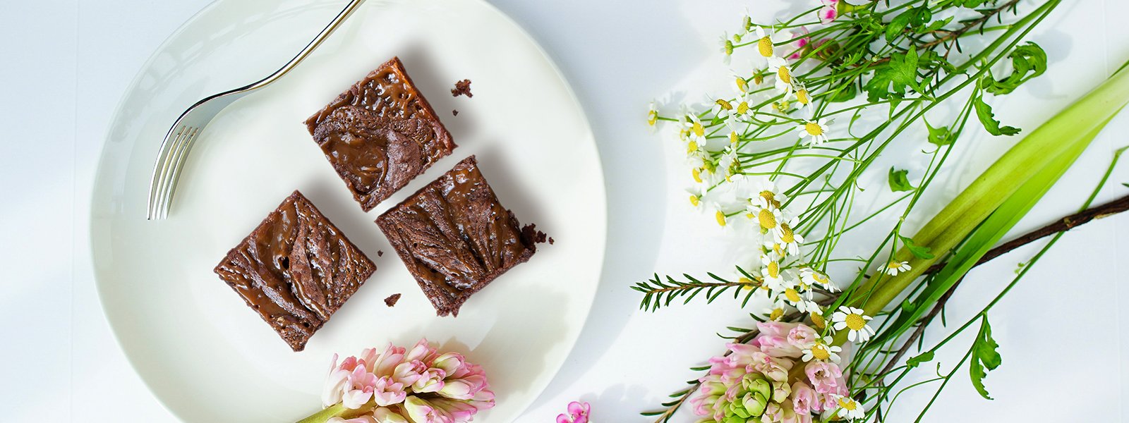 Peanut Butter Brownies - PotsandPans India