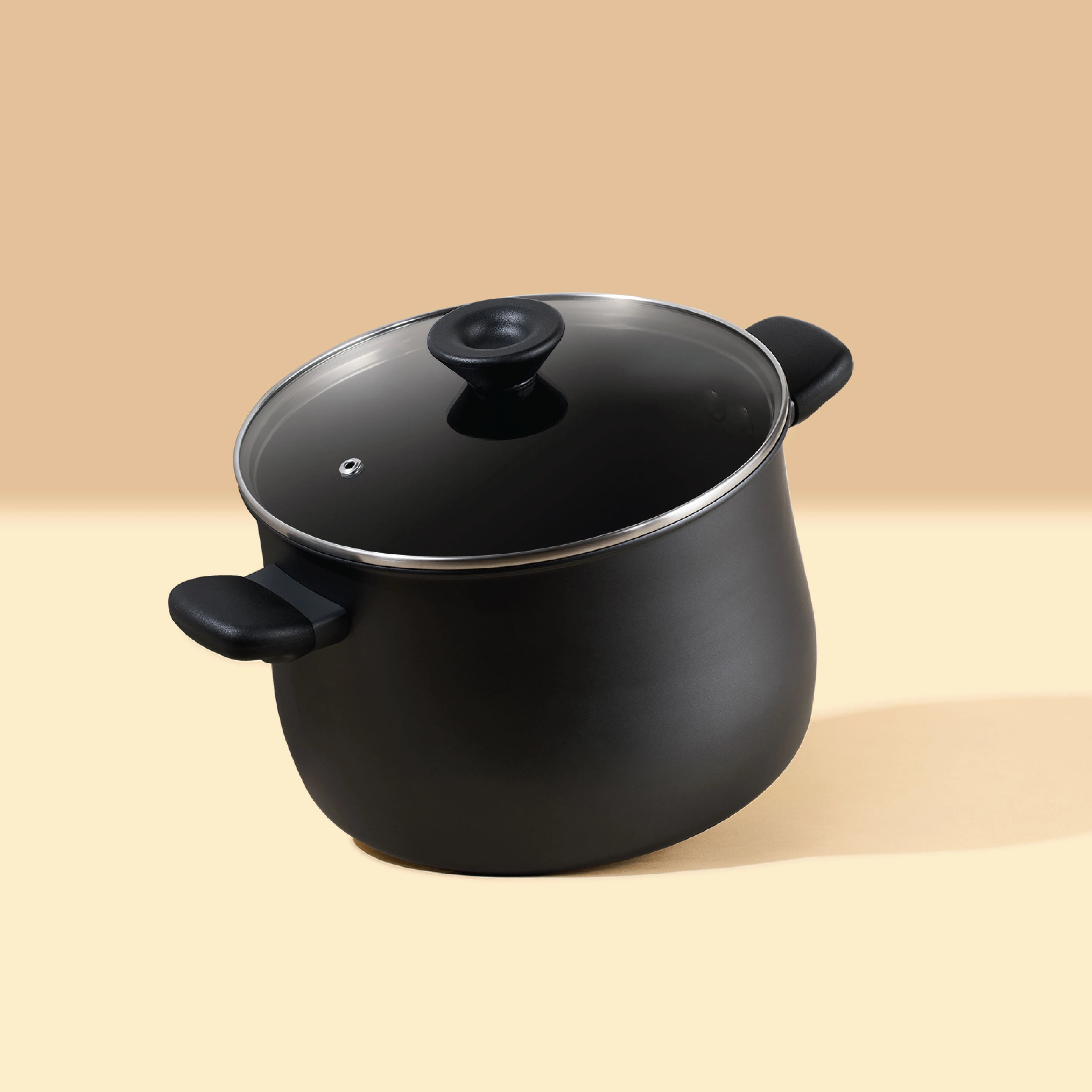 Why the Meyer Stockpot Helps Prevent Boil-Overs