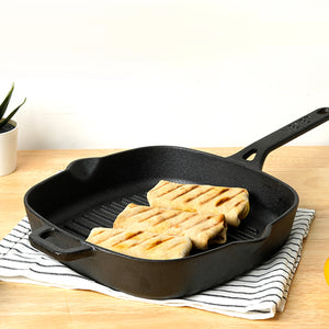 Meyer Pre-Seasoned Cast Iron Grill Pan and Oil Sprayer Set