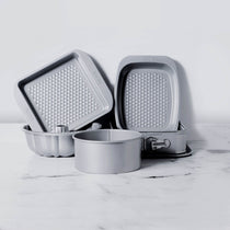 Meyer Bakemaster 5-Piece Bakeware Set - 23cm Square Springform Cake tin + Fluted Mould + 20cm Loose Base Cake tin + Oven Roaster + Square Cake pan - Pots and Pans