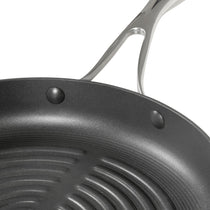 Circulon 2-Piece Set - Round Grill Pan 28cm + Curved Roti Tawa, 26cm - Pots and Pans