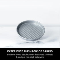 Meyer Bakemaster 2-Piece Bakeware Set - Cookie Tray + Pie Tin