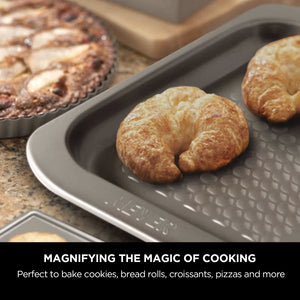 Meyer Bakemaster 2-Piece Bakeware Set - Cookie Tray + Pie Tin