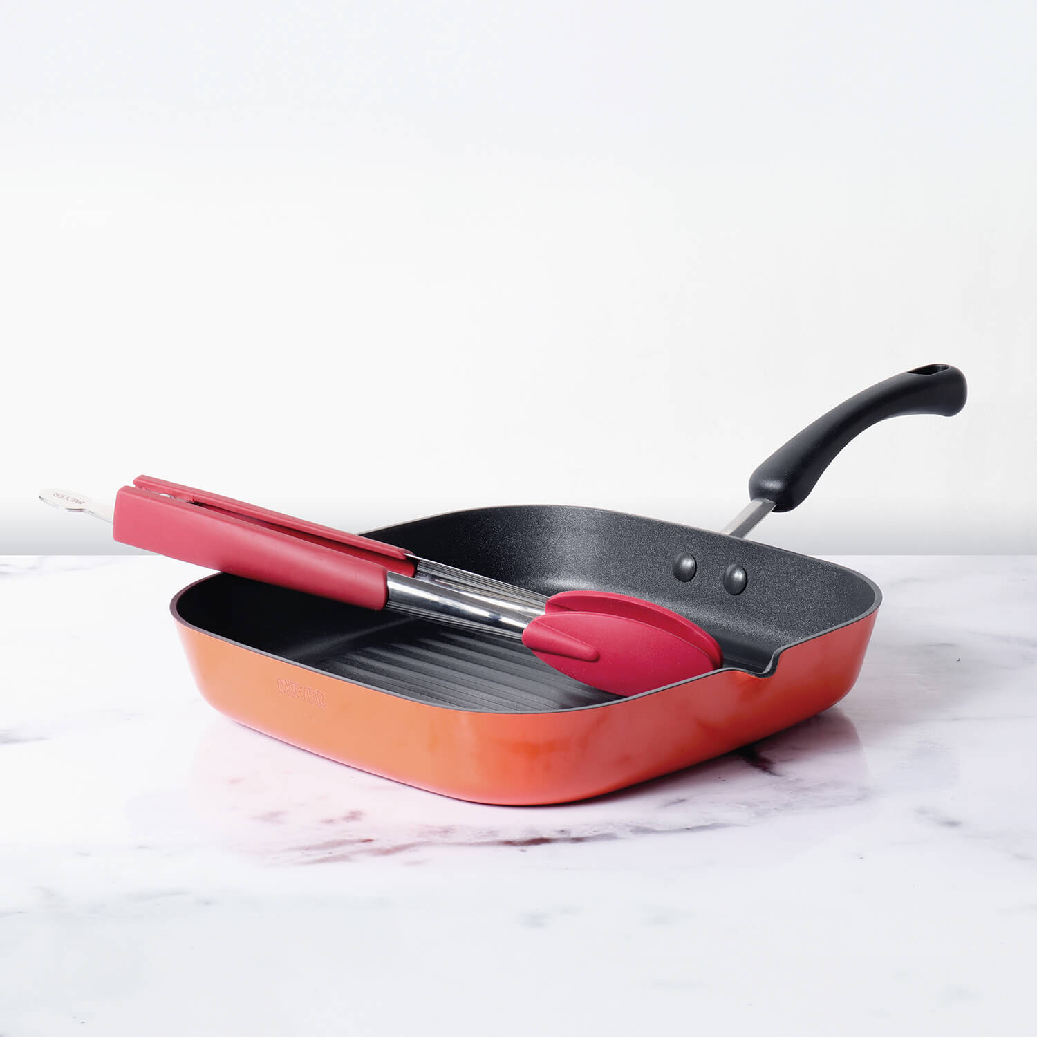 Meyer 2-Piece Set - Grillpan 28cm + 12" Silicone Tongs - Pots and Pans