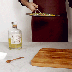 Circulon 2 Piece Set - Circulon Non-Stick + Hard Anodized Curved Tawa (26 cm) + Oil Sprayer (170 ml) - Pots and Pans