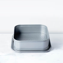 Meyer Bakemaster 2-Piece Bakeware Set - 20cm/8" Loose Base Cake Tin + 23cm/9" Square Springform Pan - Pots and Pans